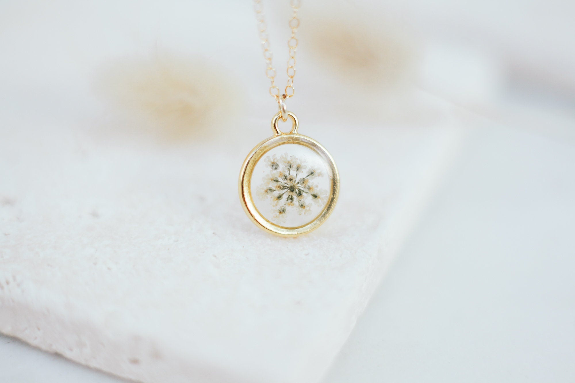 gold necklace resin necklace pressed flowers personalized Necklace minimalist necklace gift for mom eco resin botanical jewelry studio in Tel aviv jewelry Yaffo studio shop in Yaffo