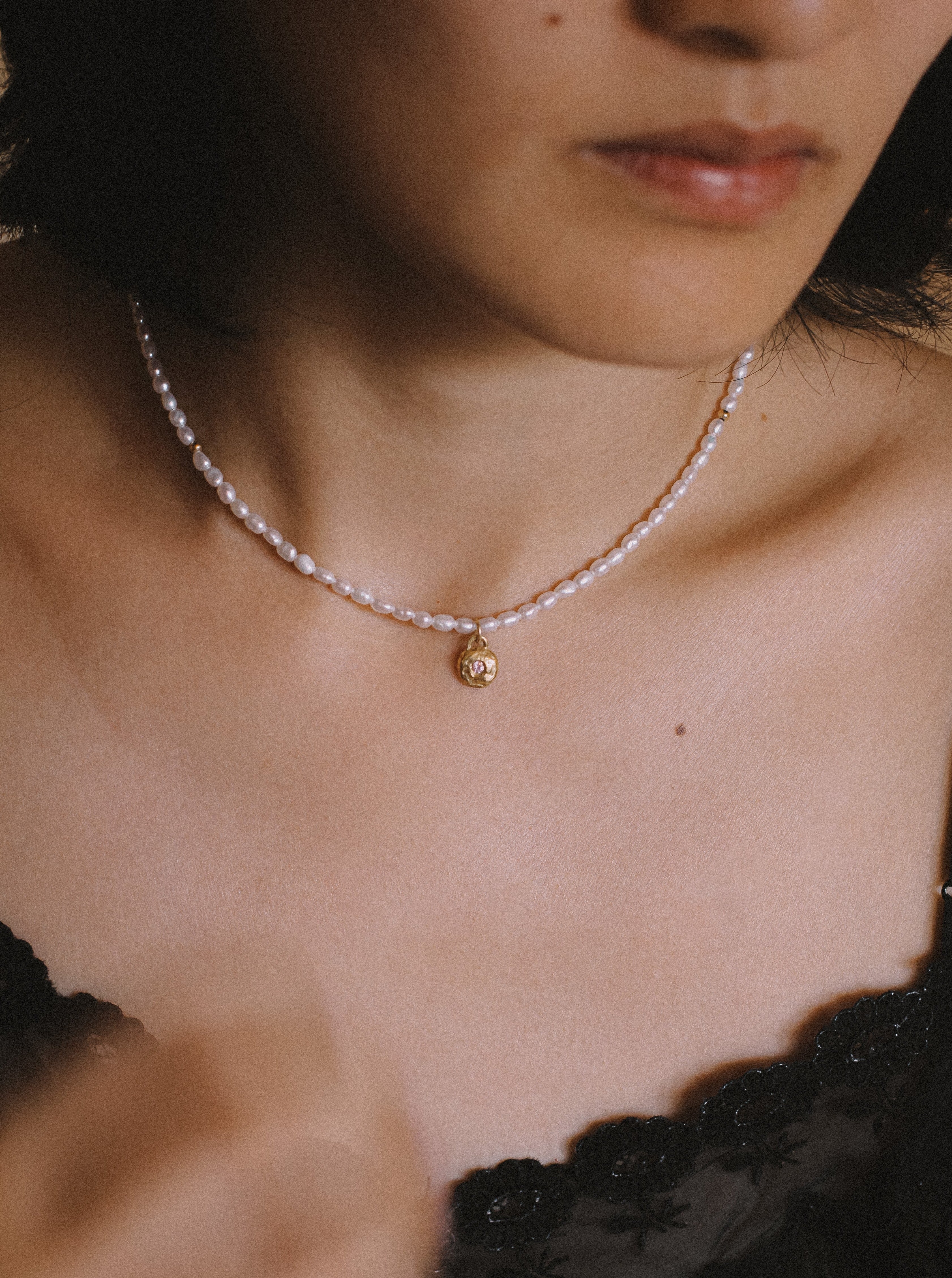 White fresh water pearl necklace