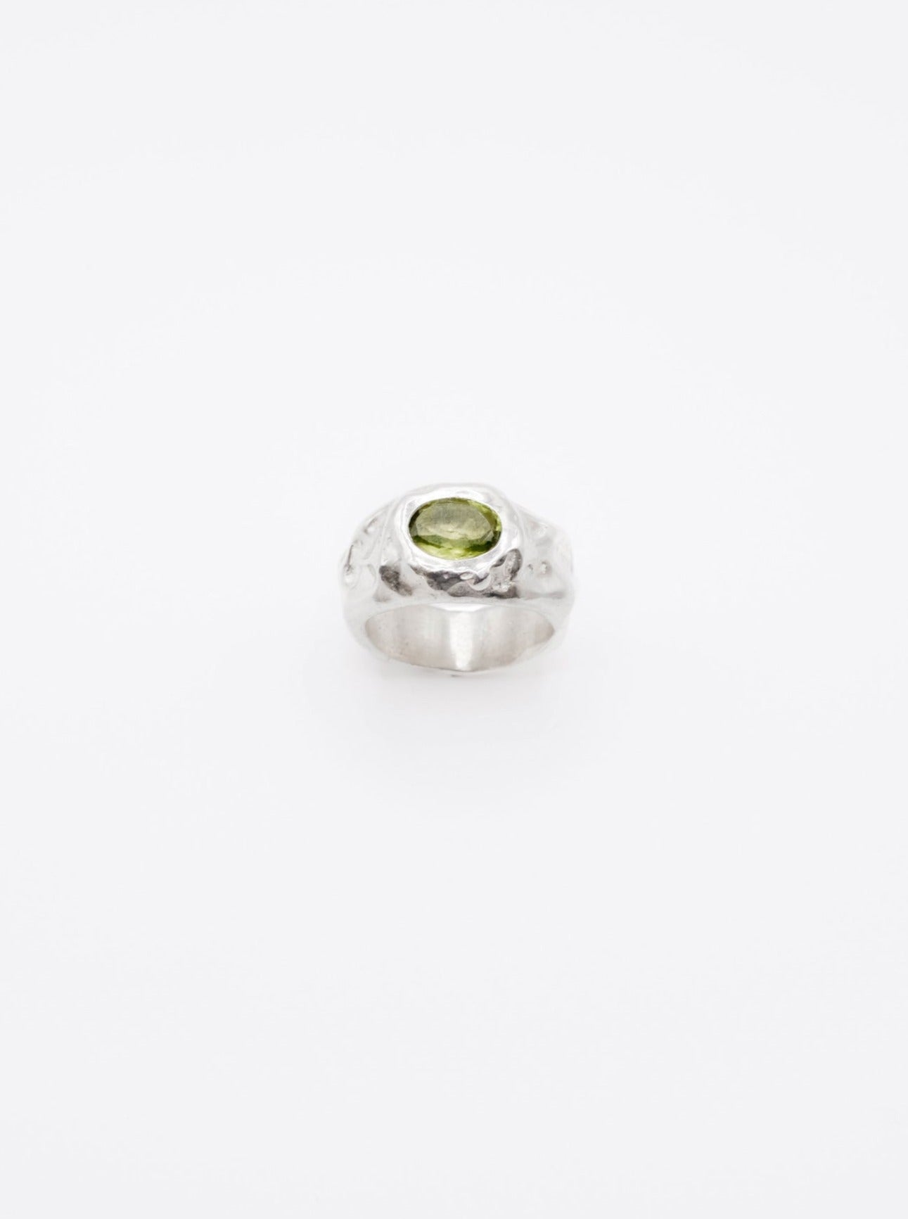 BANIAS ring Peridot