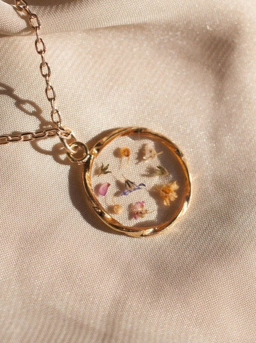 Wildflowers mix summer necklace